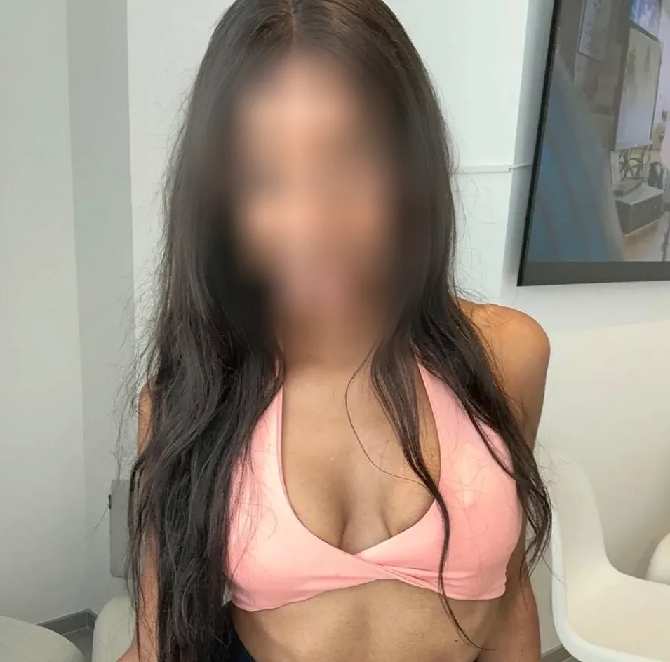 Essi, 29