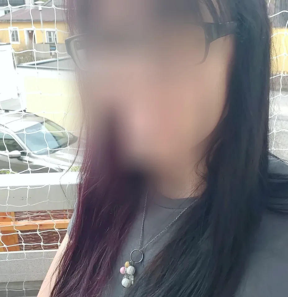 Fatima, 37