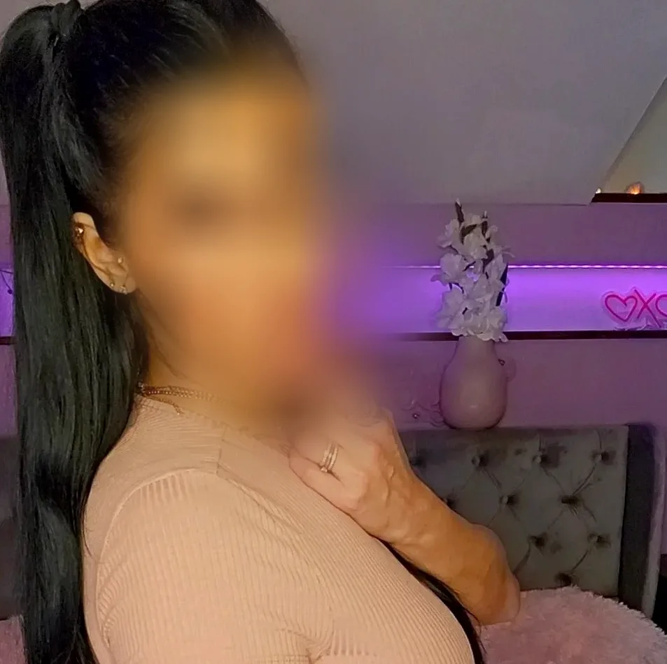 Mari, 33