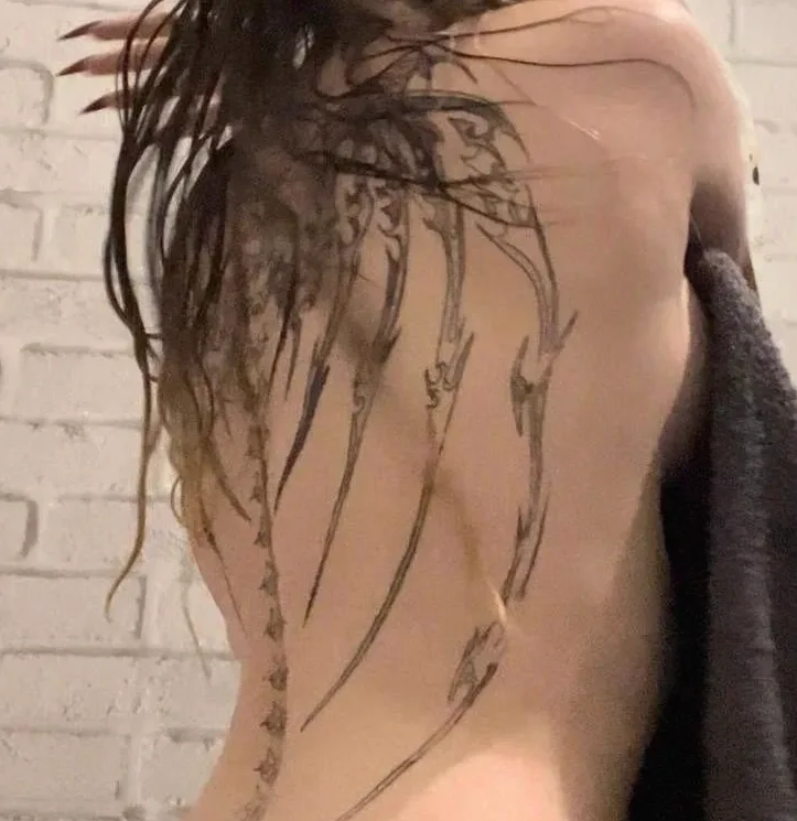 Paula, 21